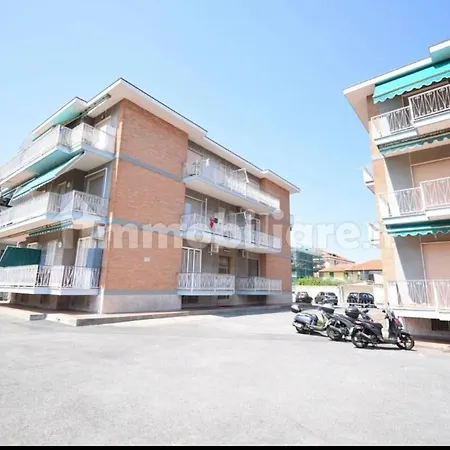 Apartment Monolocale Mansardato Diano Marina