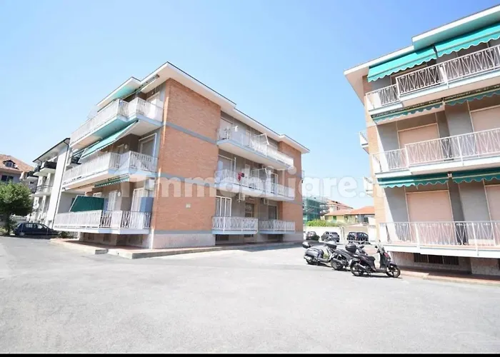 Apartment Monolocale Mansardato Diano Marina